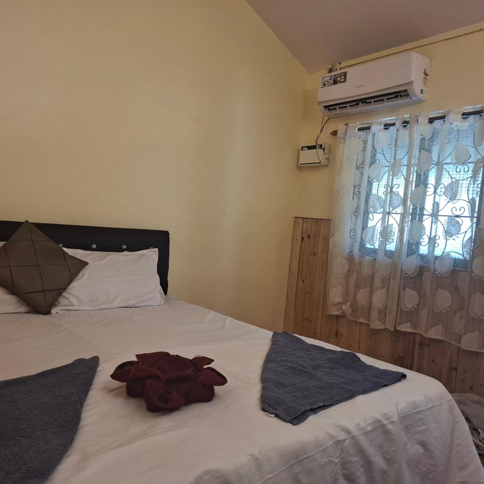 Ave Maria Guesthouse 콜바 외부 사진